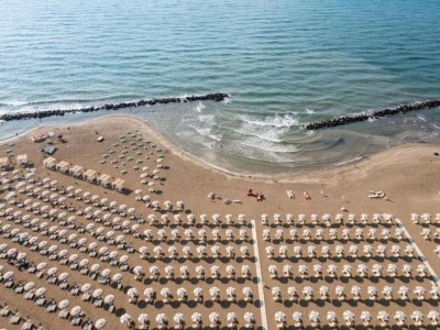 caravan Lodge in Rimini Family Village near the beach - Environment photo 49