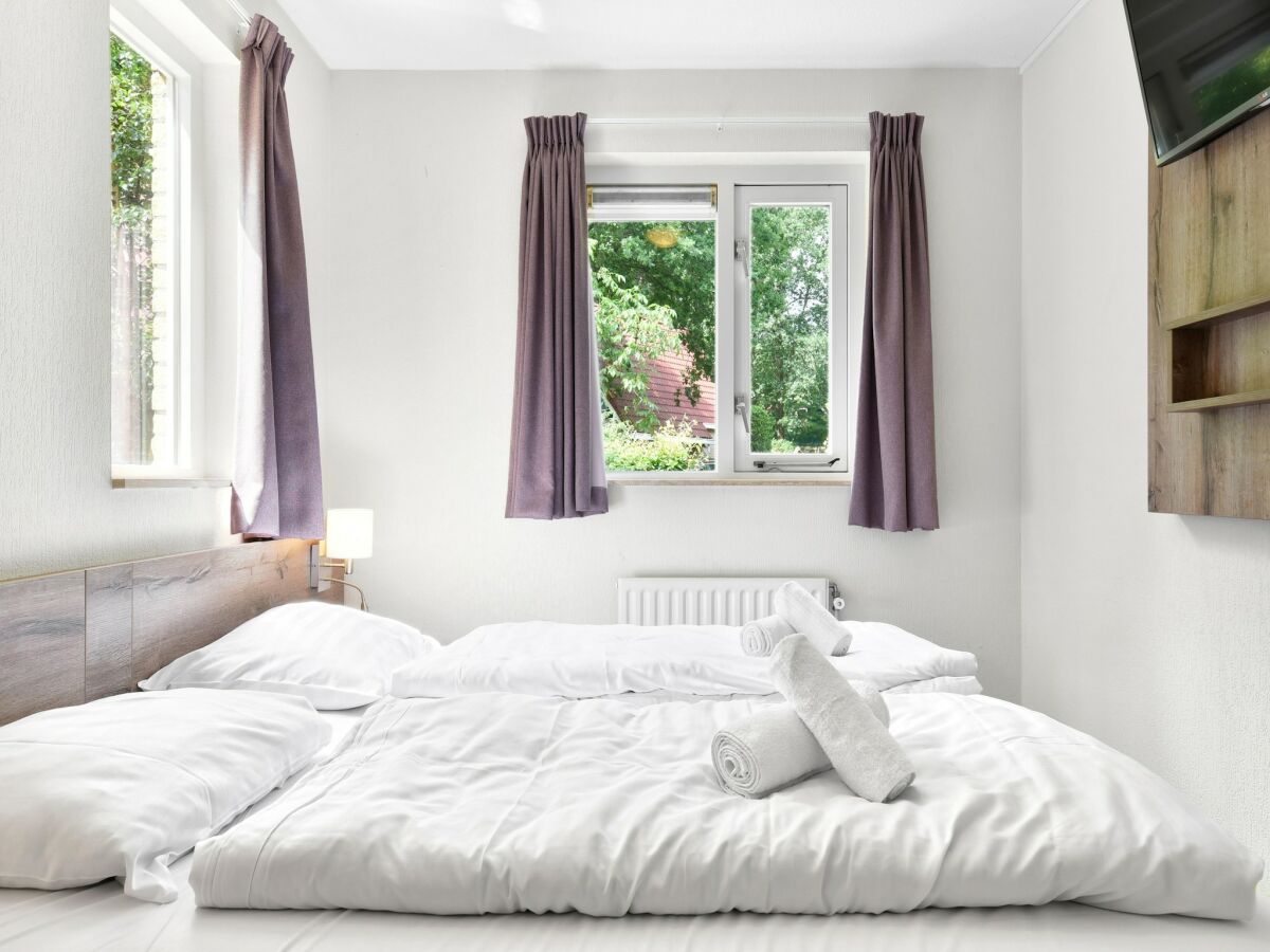 Holiday park Modern bungalow with private sauna - Features photo 4