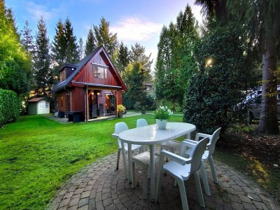Bungalow Terrace Apartment with Lush Garden - Outdoor photo 6