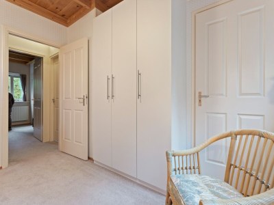 Bungalow Terrace Apartment with Lush Garden - Features photo 24