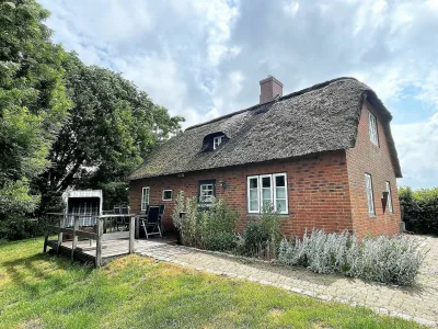 Holiday house Ferienhaus Das Puppenhaus Emmelsbüll - Outdoor photo 2