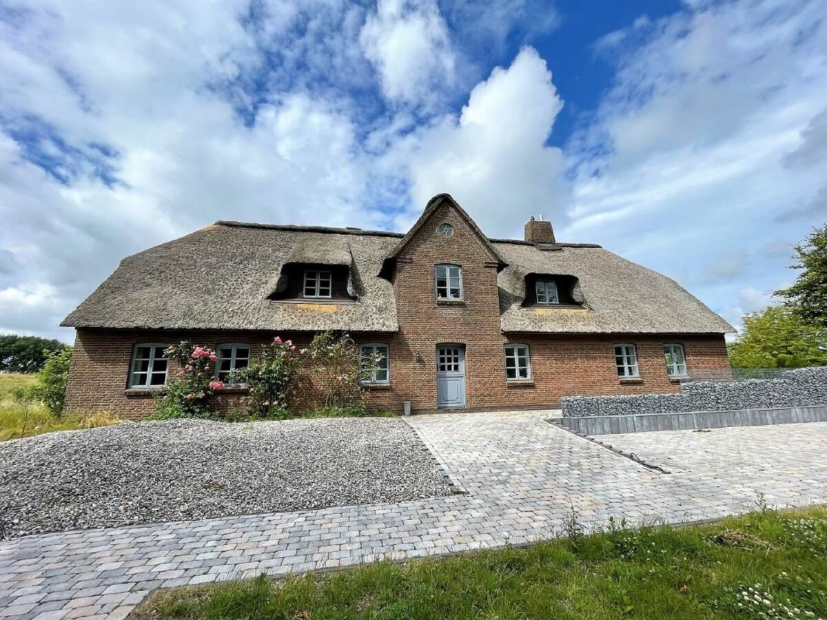 Holiday apartment Ferienwohnung Gotteskoog im Reetdachhaus Bongsiel - Outdoor photo 4