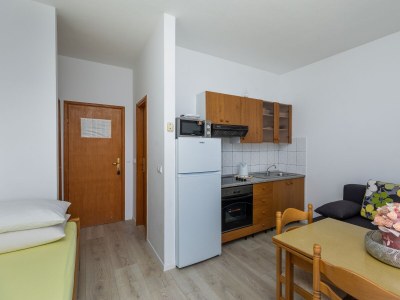 Apartment One bedroom apartment with terrace and sea view Duće, Omiš A-2778-b - Outdoor photo 14