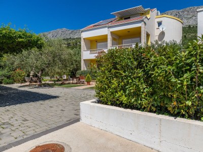 Apartment Two bedroom apartment with terrace and sea view Duće, Omiš A-2778-c - Outdoor photo 4