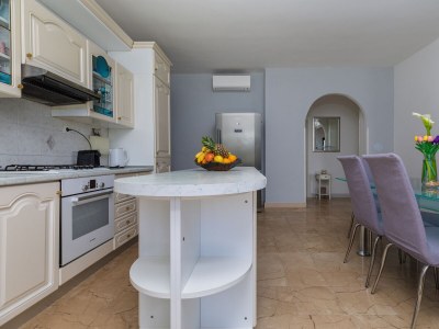 Apartment Two bedroom apartment with terrace and sea view Duće, Omiš A-2778-c - Outdoor photo 16