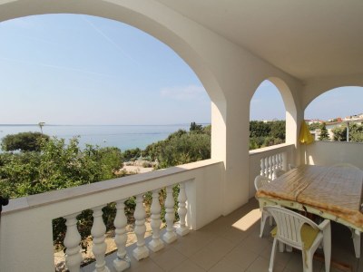 Apartment Two bedroom apartment near beach Mandre, Pag A-4084-a in Kolan - Apartment