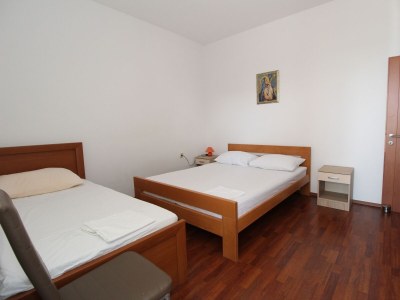 Apartment Two bedroom apartment near beach Mandre, Pag A-4084-a - Outdoor photo 37