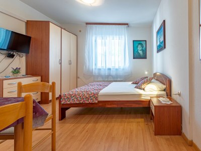 Apartment Two bedroom apartment with terrace Jelsa, Hvar A-134-c in Jelsa - Apartment