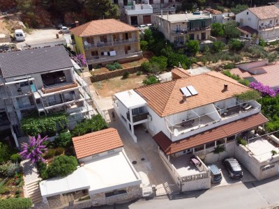 Apartment Two bedroom apartment with terrace Jelsa, Hvar A-134-c - Outdoor photo 4