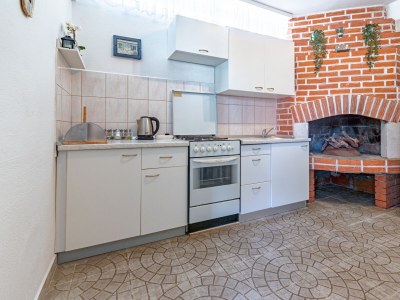 Apartment Two bedroom apartment with terrace Jelsa, Hvar A-134-c - Outdoor photo 23