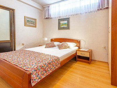 Apartment Two bedroom apartment with terrace Jelsa, Hvar A-134-c - Outdoor photo 30