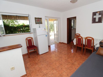 Apartment Two bedroom apartment near beach Mandre, Pag A-4084-b - Outdoor photo 11