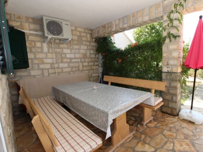 Apartment Two bedroom apartment near beach Mandre, Pag A-4084-b - Outdoor photo 21