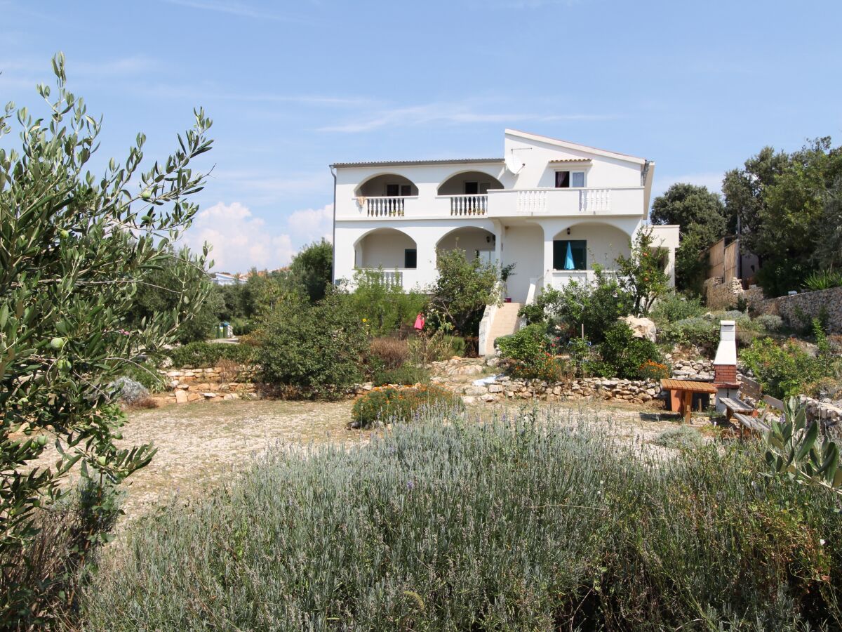 Apartment One bedroom apartment near beach Mandre, Pag A-4084-c - Outdoor photo 5