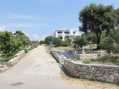 Apartment One bedroom apartment near beach Mandre, Pag A-4084-d - Outdoor photo 5