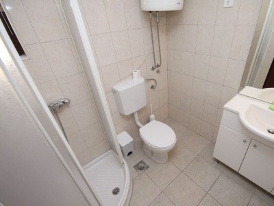 Apartment Two bedroom apartment near beach Žaborić, Šibenik A-6097-b - Outdoor photo 16