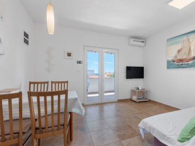Apartment One bedroom apartment with terrace Mandre, Pag A-6418-c - Outdoor photo 11