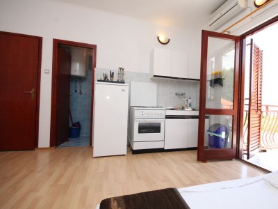 Apartment One bedroom apartment with balcony and sea view Starigrad, Paklenica A-6431-b - Outdoor photo 17