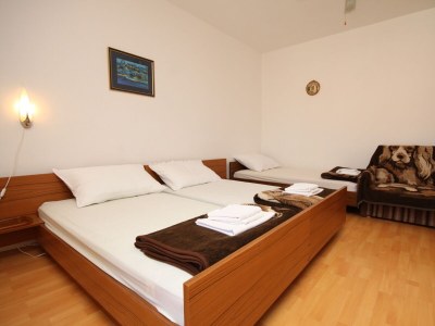 Apartment Studio flat with balcony and sea view Starigrad, Paklenica AS-6431-b - Outdoor photo 17