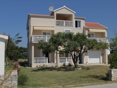 Apartment One bedroom apartment near beach Vlašići, Pag A-6523-c - Outdoor photo 3