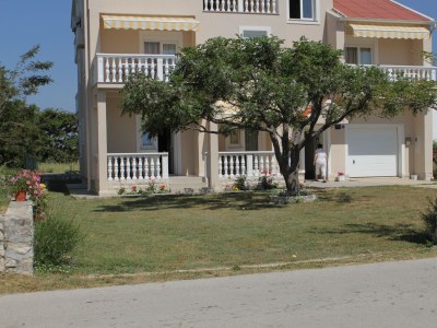 Apartment One bedroom apartment near beach Vlašići, Pag A-6523-c - Outdoor photo 20