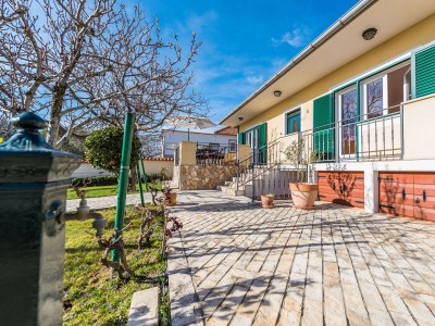 Holiday house Three bedroom house with terrace Vrsi - Mulo, Zadar K-16527 - Outdoor photo 10