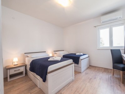 Holiday house Three bedroom house with terrace Vrsi - Mulo, Zadar K-16527 - Outdoor photo 29