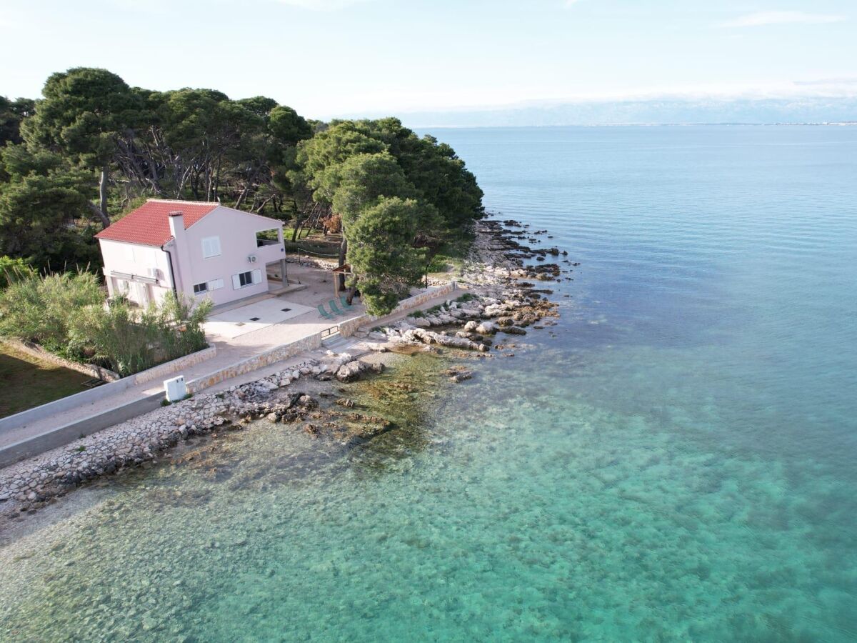 Apartment Three bedroom apartment near beach Ugljan A-19580-a