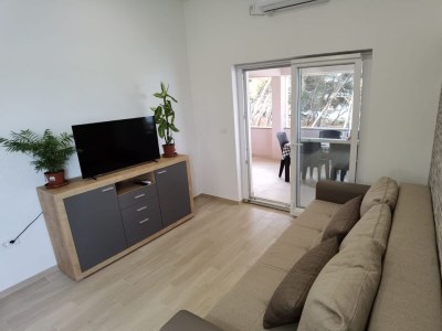 Apartment Three bedroom apartment near beach Ugljan A-19580-a - Outdoor photo 12