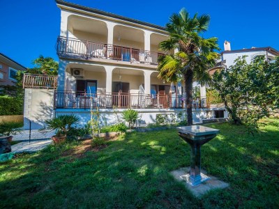 Apartment Two bedroom apartment with terrace Poreč A-6984-a - Outdoor photo 3