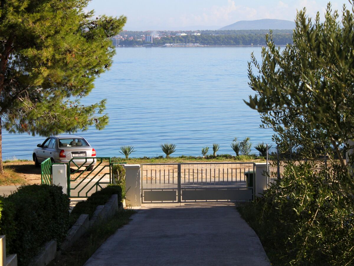 Apartment Two bedroom apartment near beach Tkon, Pašman A-8297-a - Outdoor photo 4