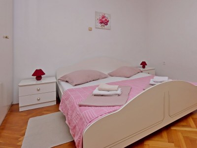 Apartment Two bedroom apartment with terrace and sea view Lopar, Rab A-21808-a - Outdoor photo 15