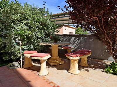 Apartment Two bedroom apartment with terrace and sea view Lopar, Rab A-21808-a - Outdoor photo 28