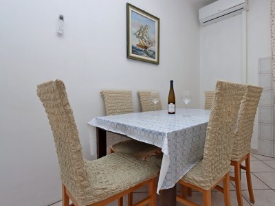 Apartment Two bedroom apartment with balcony and sea view Lopar, Rab A-21808-b - Outdoor photo 11