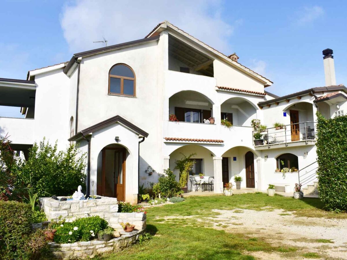 Apartment Studio flat with terrace Sosi, Umag AS-22546-a - Outdoor photo 2