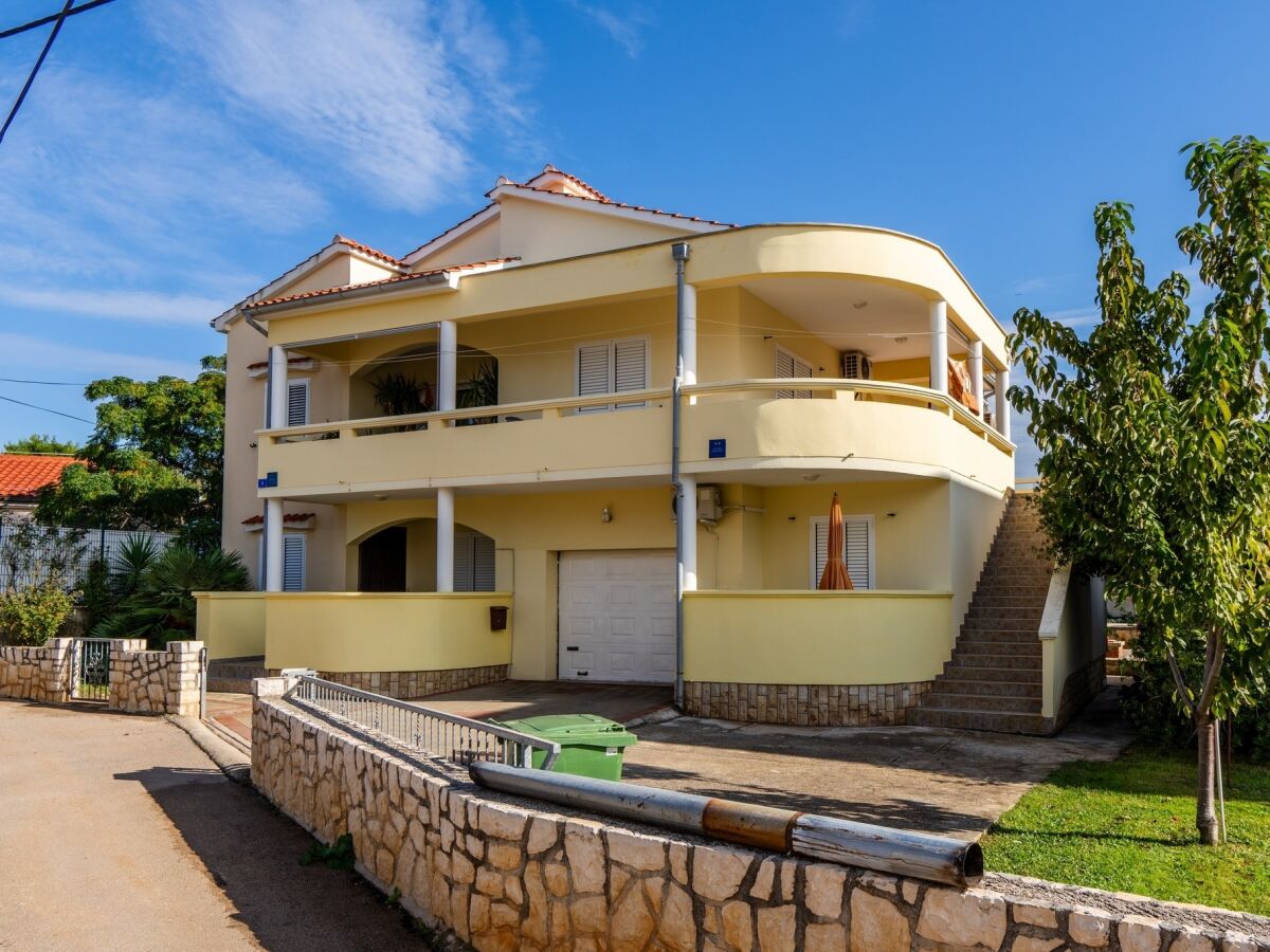 Apartment One bedroom apartment with terrace Vir A-23588-b - Outdoor photo 2