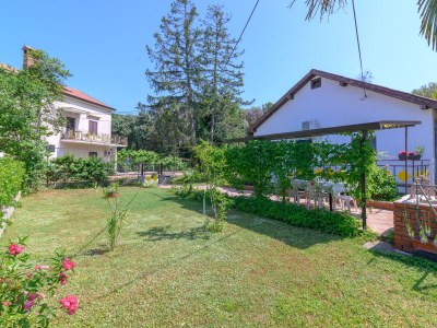 Apartment Two bedroom apartment with terrace Banjole, Pula A-2229-b - Outdoor photo 9