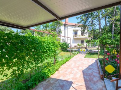 Apartment Two bedroom apartment with terrace Banjole, Pula A-2229-b - Outdoor photo 14