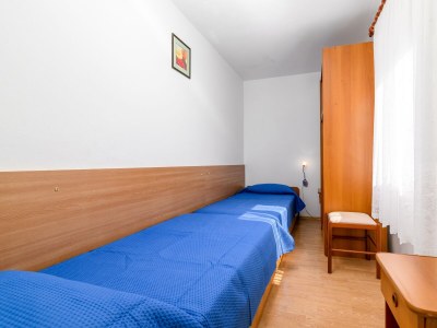 Apartment Two bedroom apartment with terrace Banjole, Pula A-2229-b - Outdoor photo 23