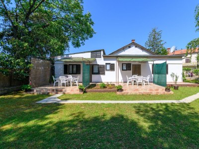 Apartment Two bedroom apartment with terrace Banjole, Pula A-2229-c in Pula - Apartment