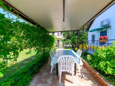 Apartment Two bedroom apartment with terrace Banjole, Pula A-2229-c - Outdoor photo 7