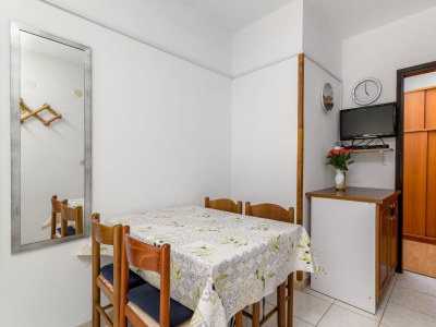 Apartment Two bedroom apartment with terrace Banjole, Pula A-2229-c - Outdoor photo 18