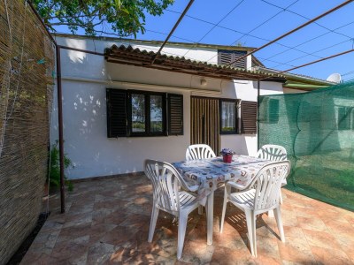 Apartment Two bedroom apartment with terrace Banjole, Pula A-2229-c - Outdoor photo 34