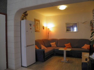 Apartment Two bedroom apartment with terrace Mirca, Brač A-2838-b - Outdoor photo 8