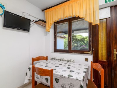 Apartment Two bedroom apartment with air-conditioning Banjole, Pula A-3002-a - Outdoor photo 9