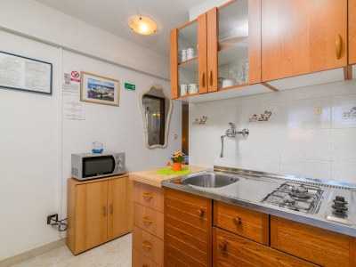 Apartment Two bedroom apartment with air-conditioning Banjole, Pula A-3002-a - Outdoor photo 12