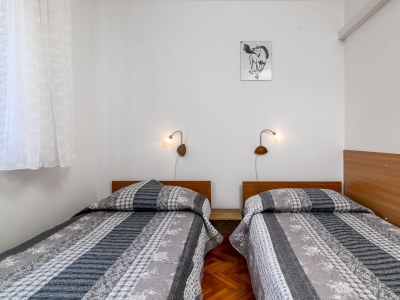 Apartment Two bedroom apartment with air-conditioning Banjole, Pula A-3002-a - Outdoor photo 16