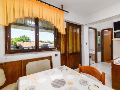 Apartment Two bedroom apartment with balcony Banjole, Pula A-3002-b - Outdoor photo 10