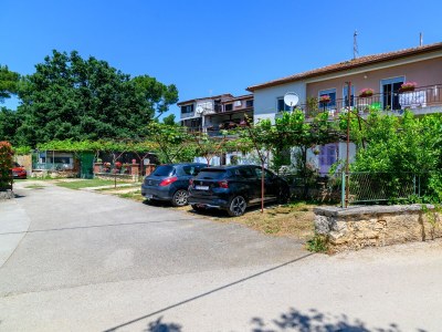 Apartment Two bedroom apartment with balcony Banjole, Pula A-3002-c - Outdoor photo 7
