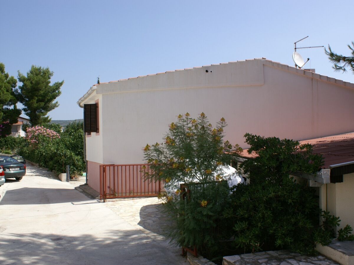 Apartment One bedroom apartment with terrace and sea view Rogoznica A-4186-a - Outdoor photo 4